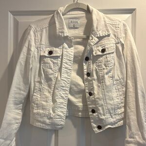 Elle Women's Classic White Jean Jacket